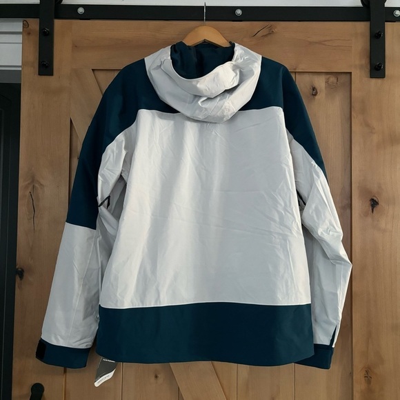 QUIKSILVER Ultralight 20K Technical Snow Jacket Size Large - Picture 3 of 13